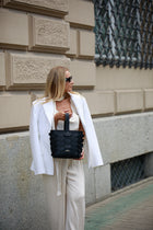 BLOOM BUCKET BAG