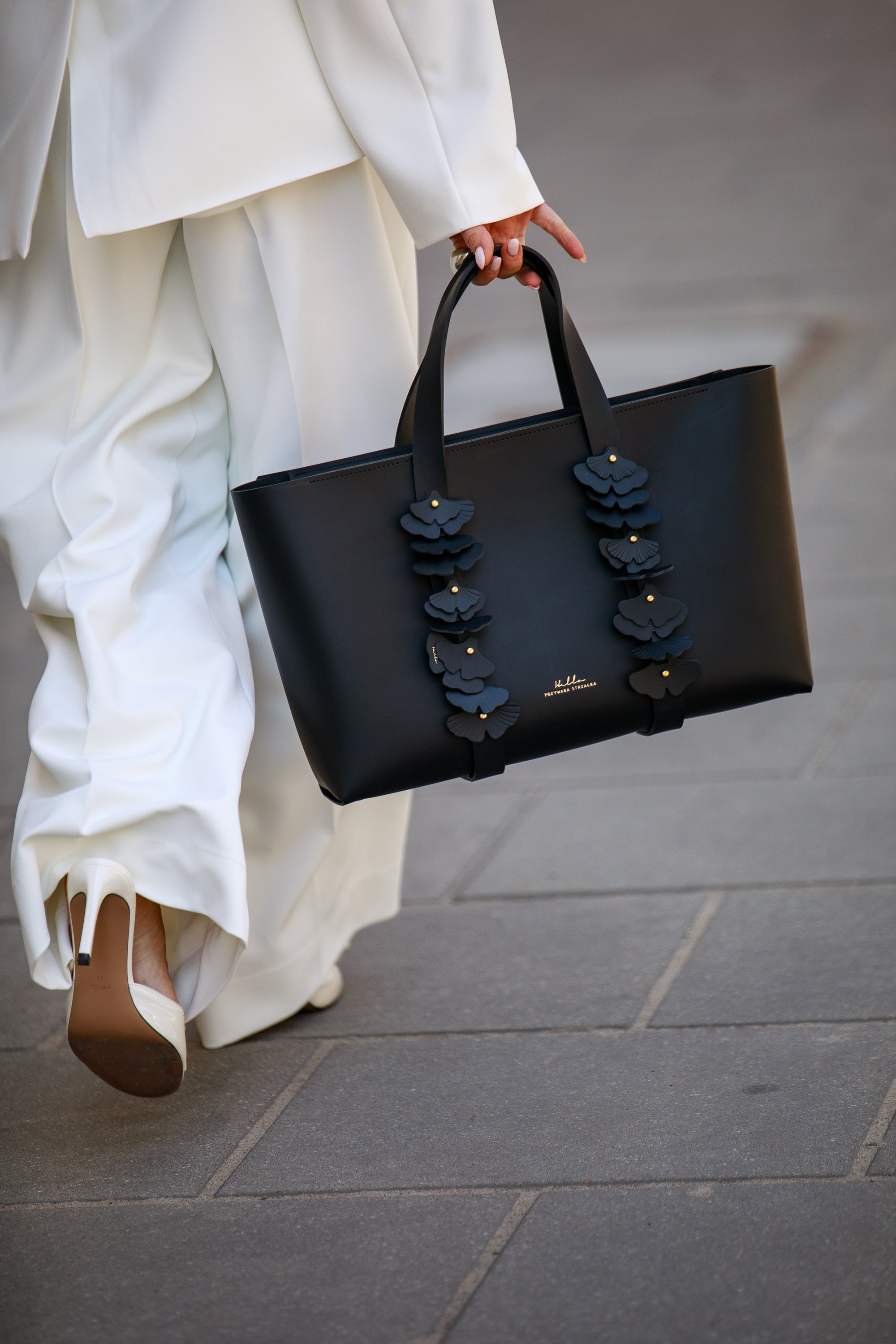 BLOOM TOTE BAG
