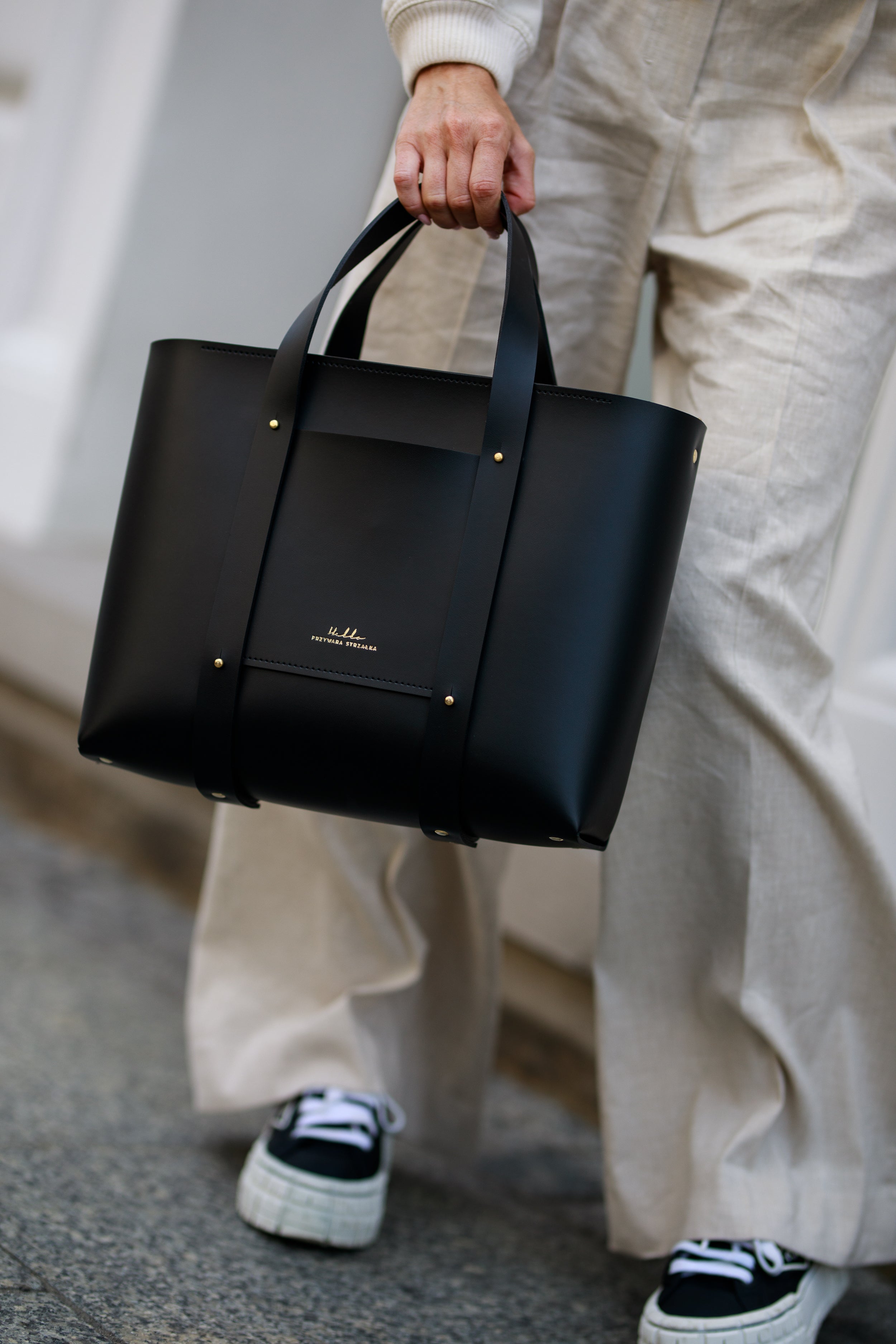 HUG MIDI BAG