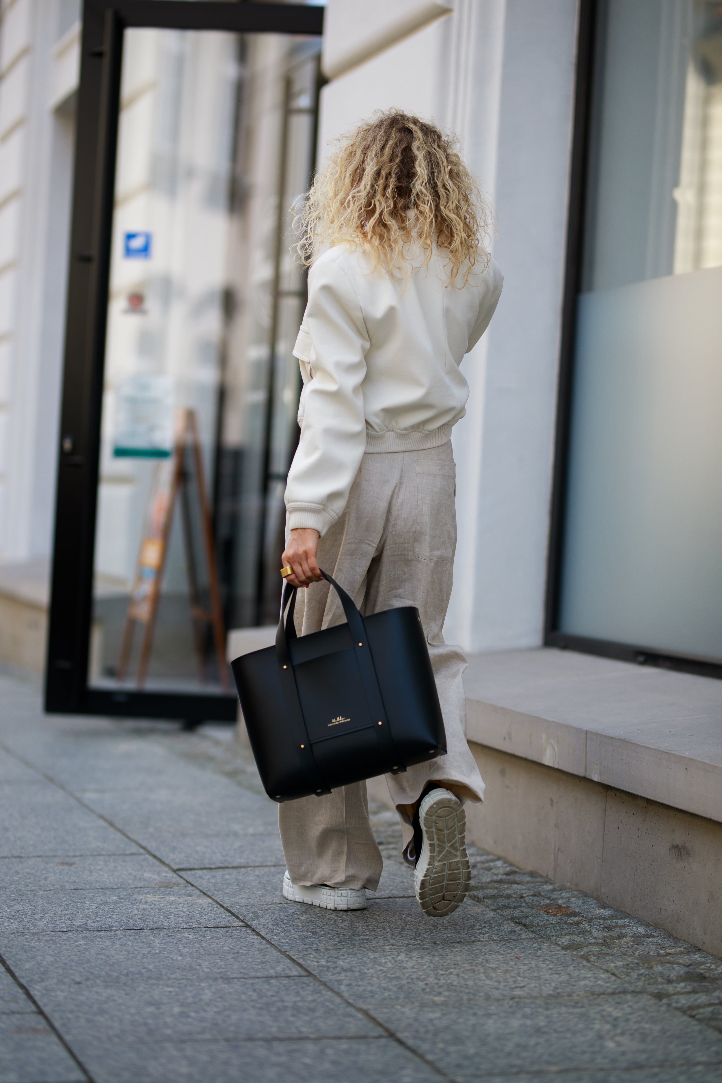 HUG MIDI BAG