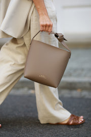 BUCKET BAG