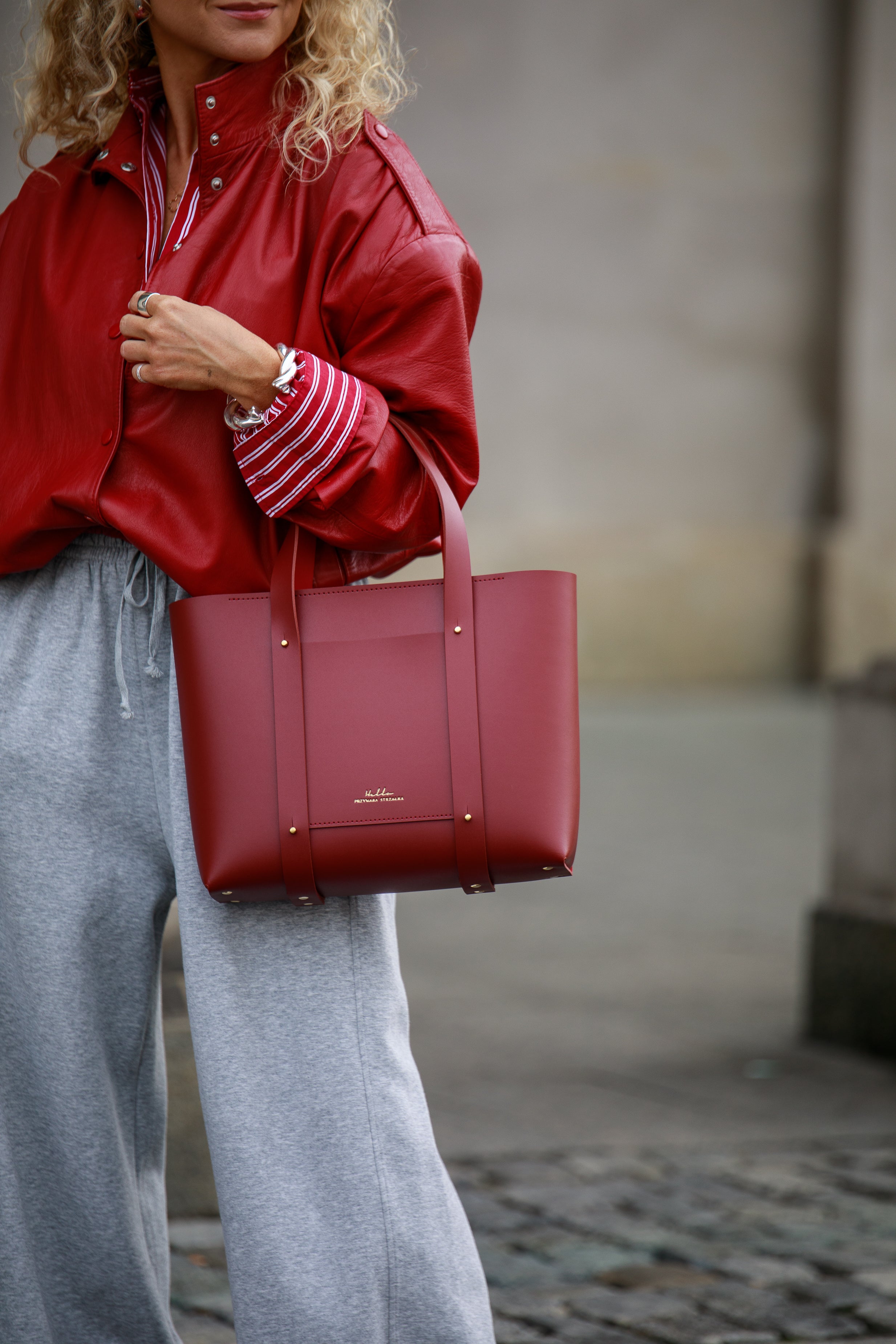 HUG MIDI BAG
